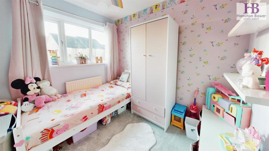 61ce77cf-4-Eskdale-Avenue-01162025_164628.jpg