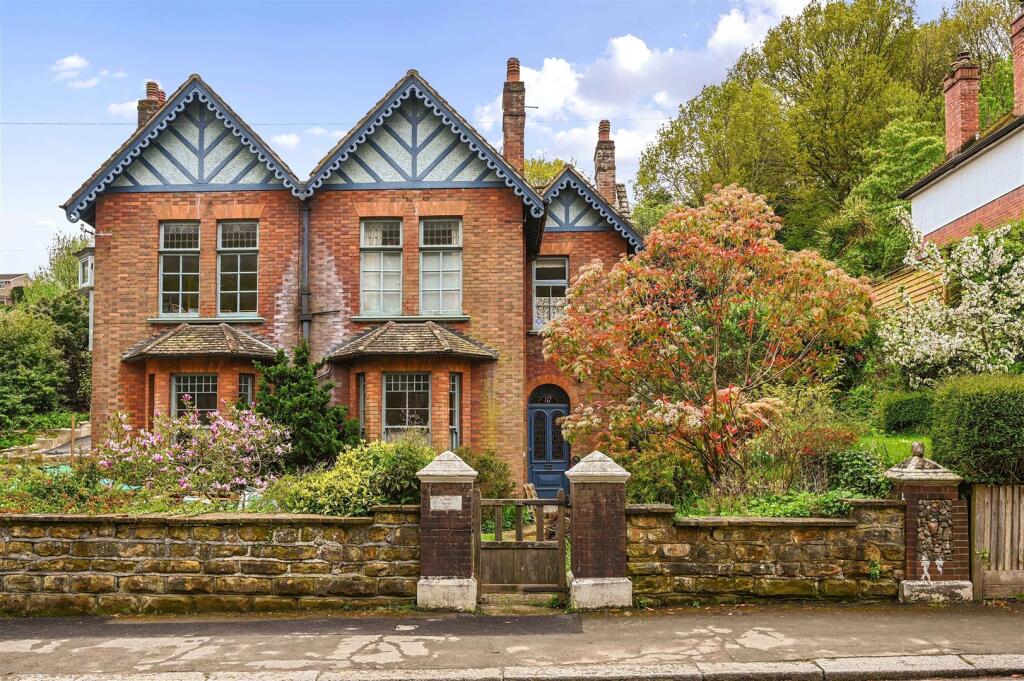87 LOWER PARK ROAD - TN342LE (8).jpg