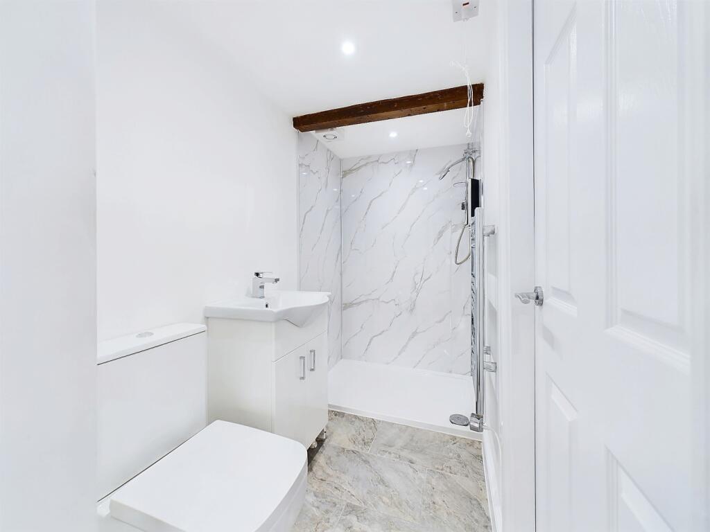 Jack and Jill Ensuite