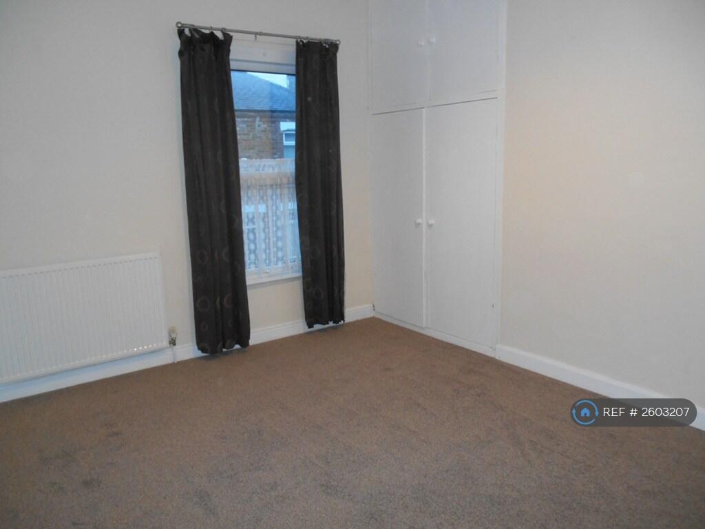 Front Bedroom 1