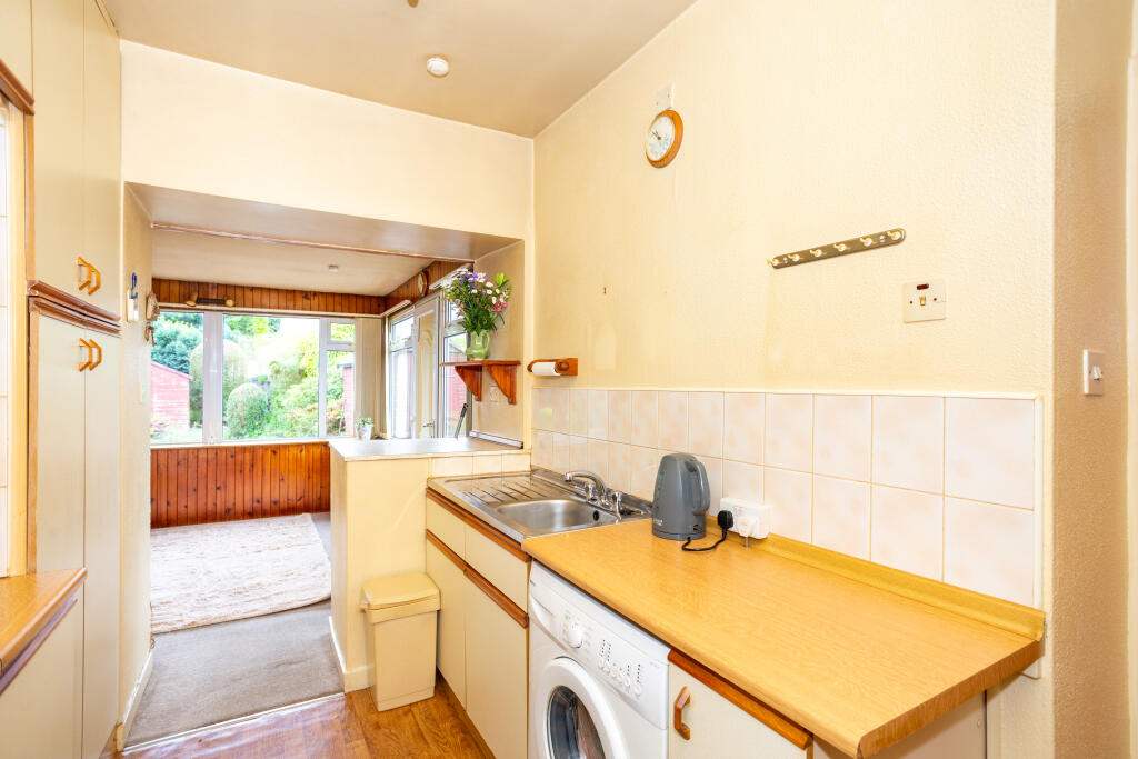 Kitchen &amp; Sun Room