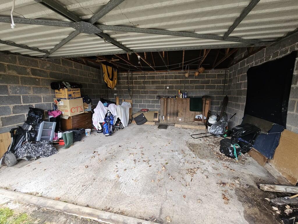 IMG-20250228-WA00...