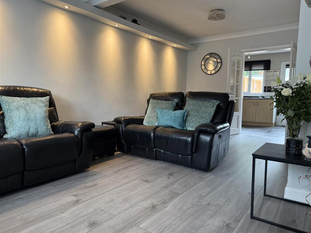 Lounge Dining Room