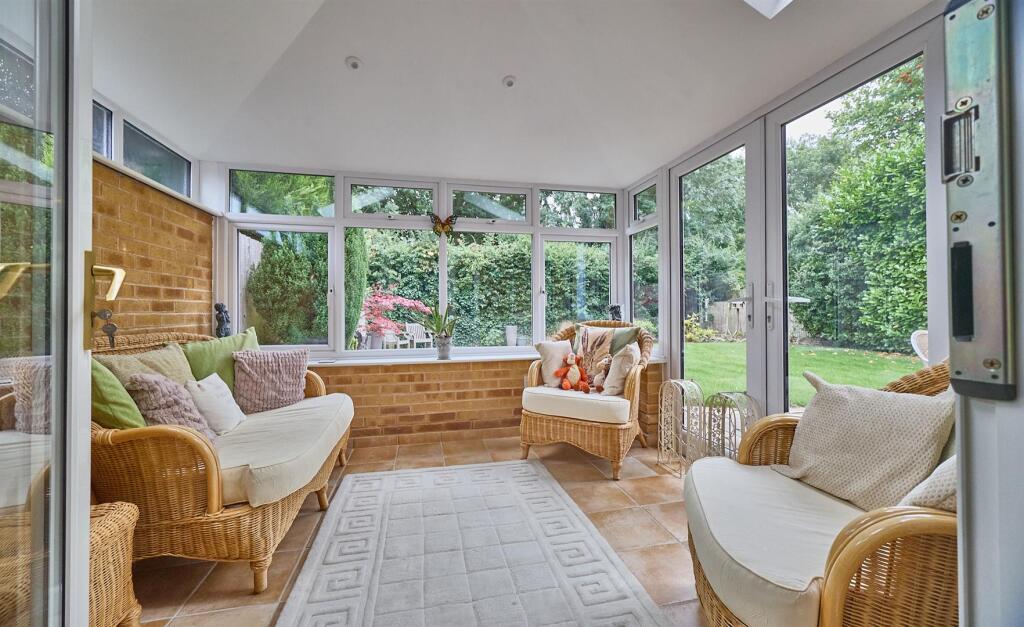 UPVC SUDG Conservatory with Solid Roof