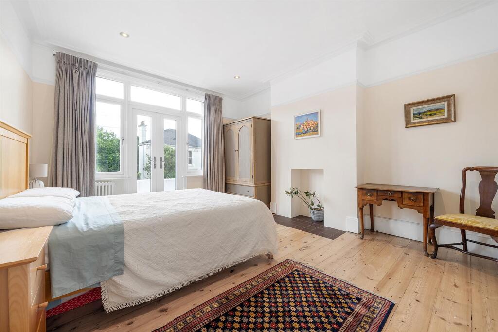 3 Deronda Road-6.JPG