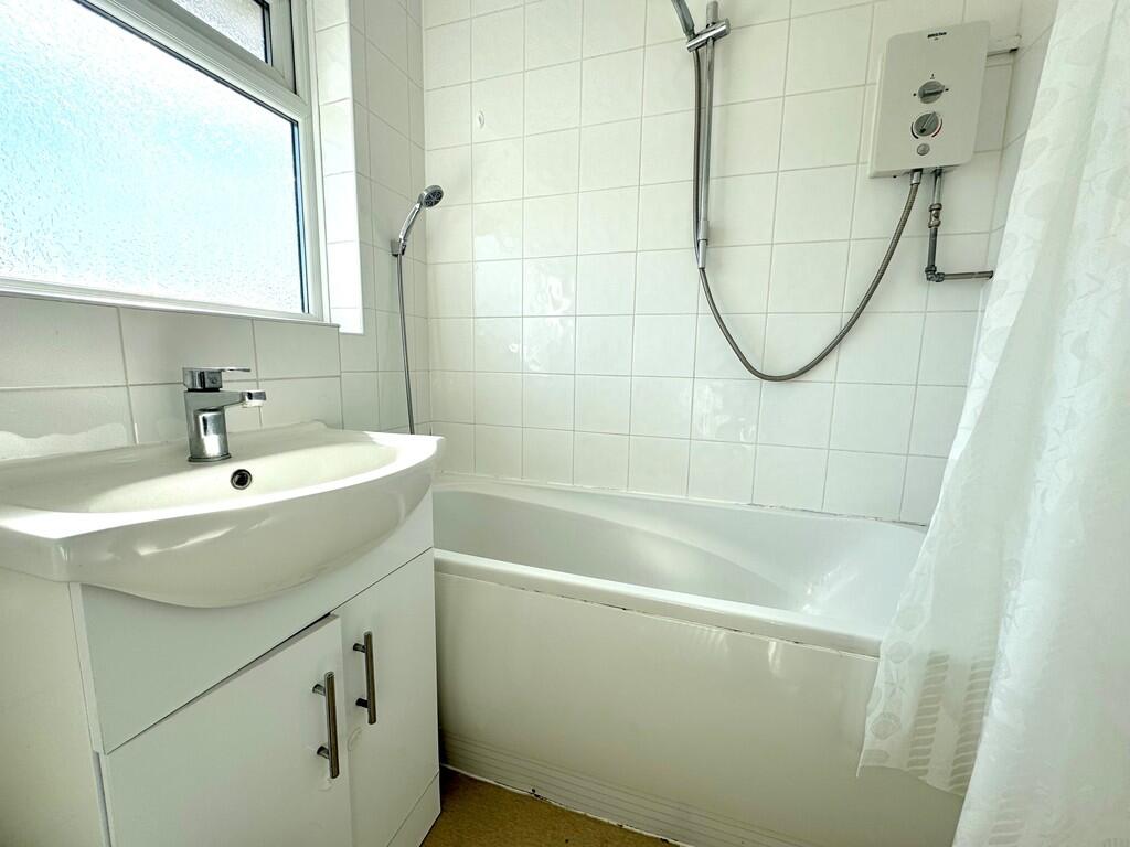 77 Conniston Bath...