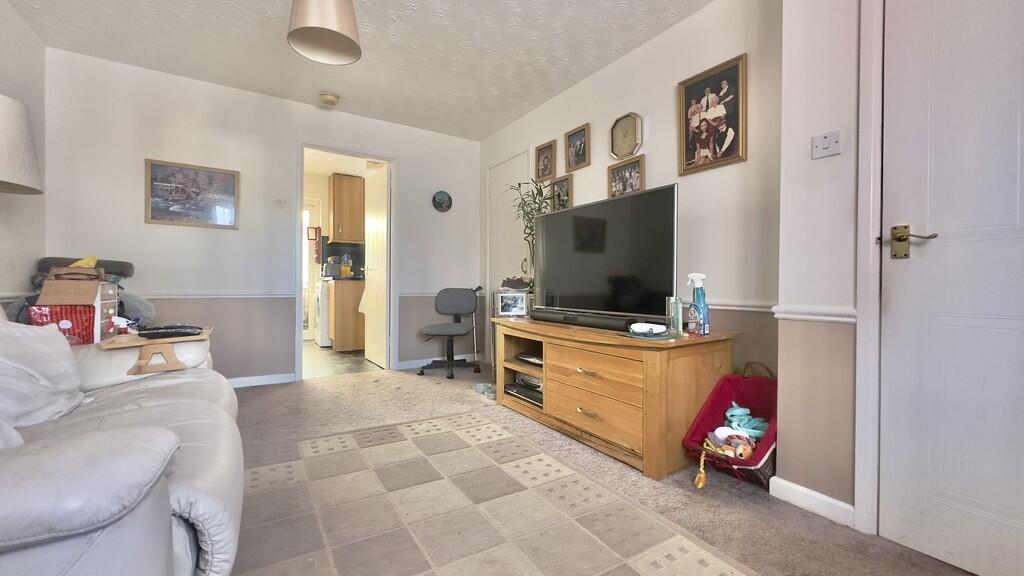 4C82BAA7-4934-47A...