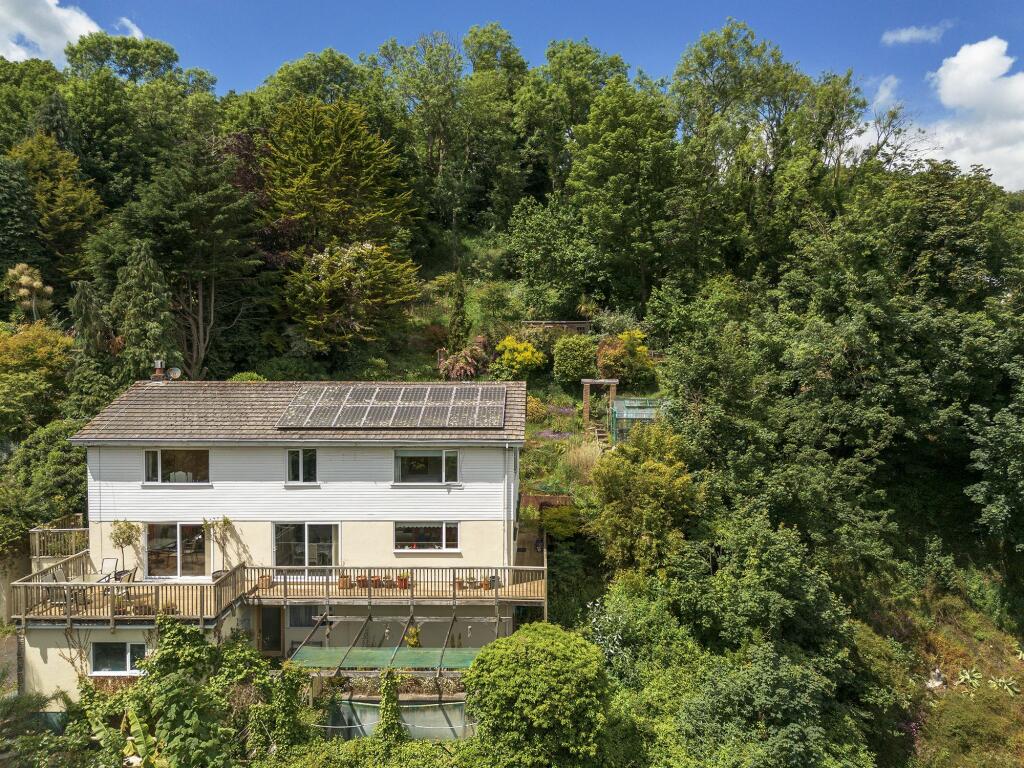 Exterior_Brambles, Weeke Hill, Dartmouth