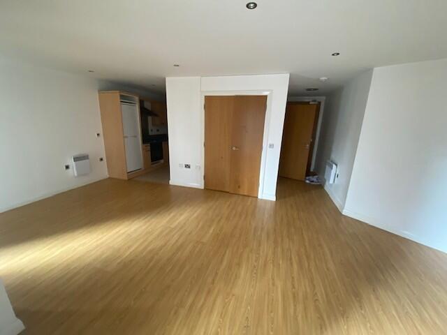 Lounge 3 T202507251425.jpg