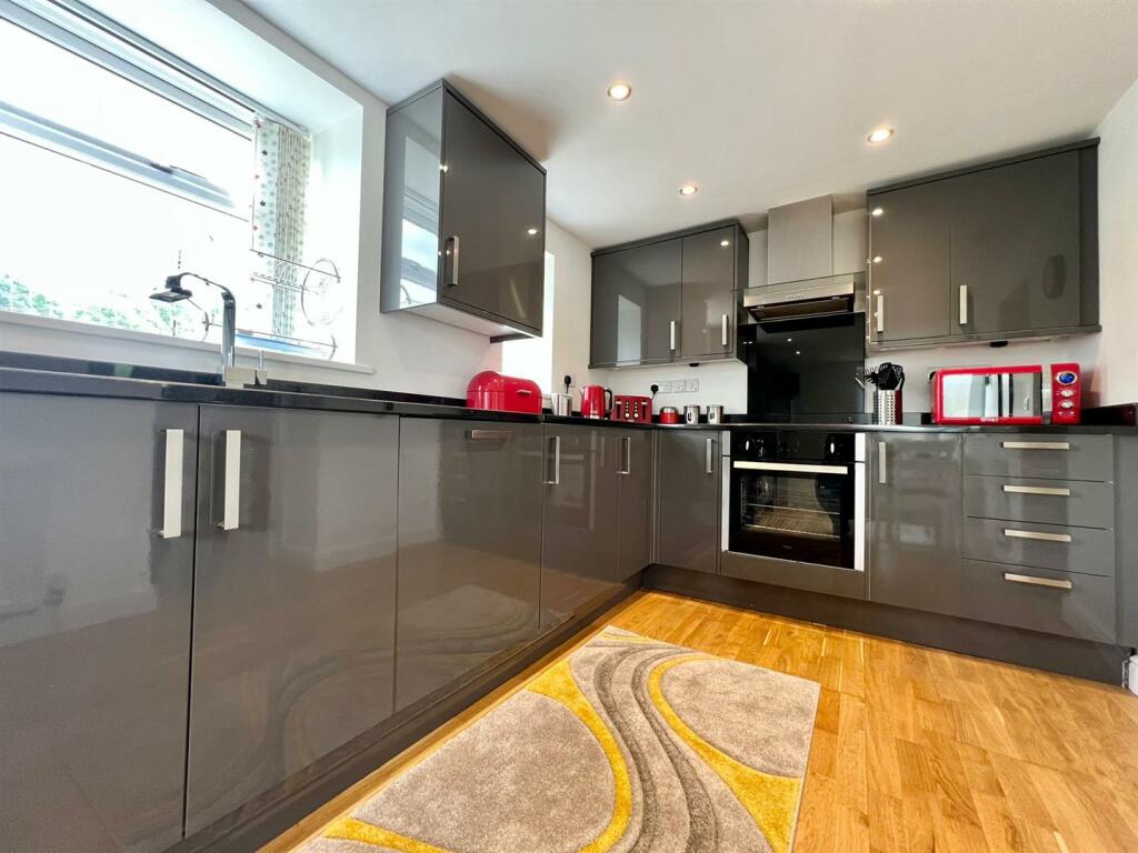 kitchen  (13).jpg