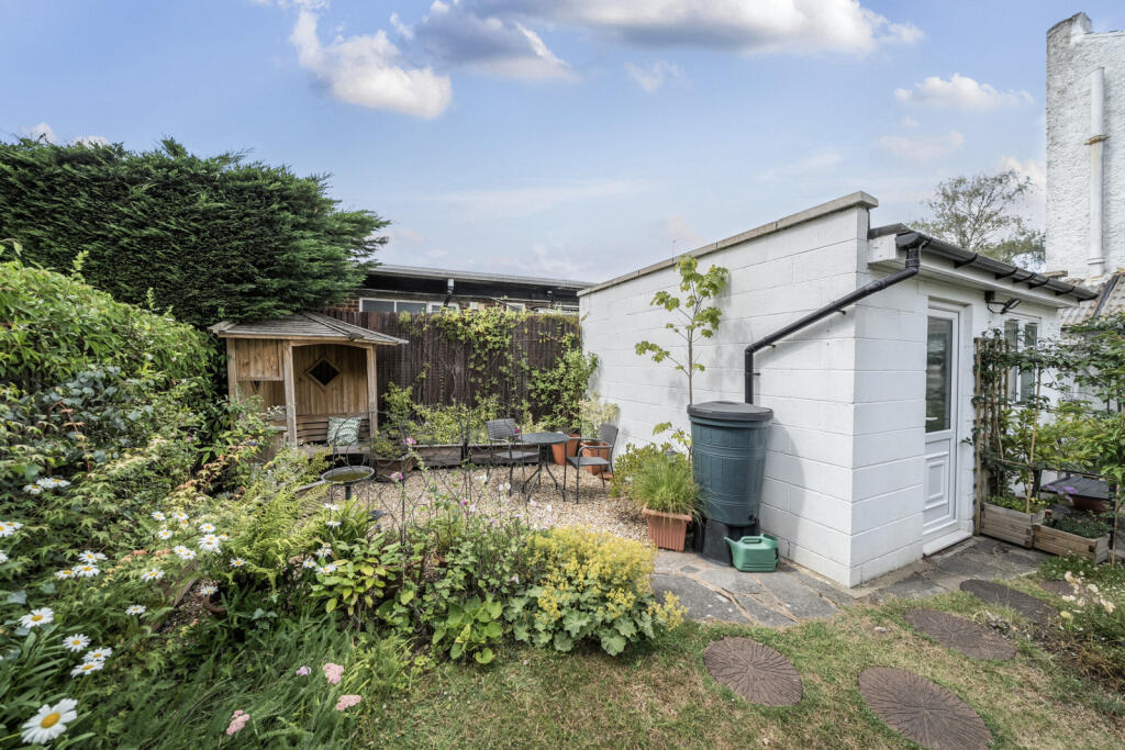 1320496-16-686e9b...