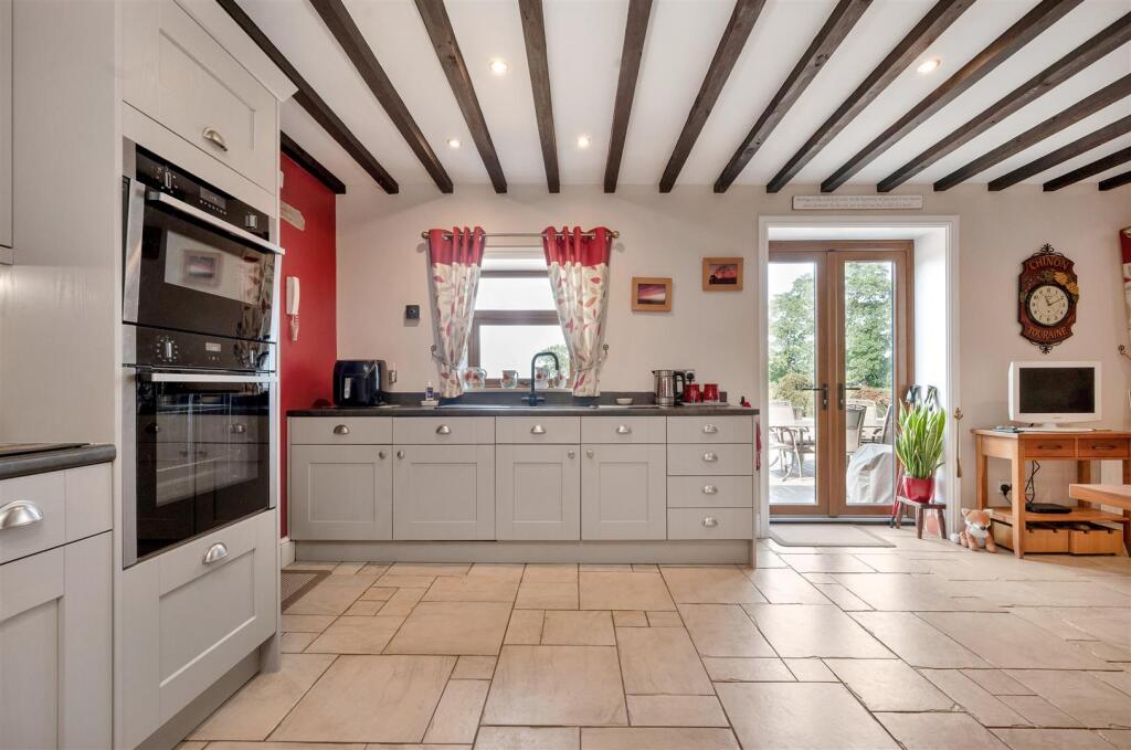 The Covert, Elton WEB PH-56.jpg