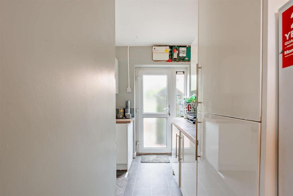 8659724-interior02-800.jpg
