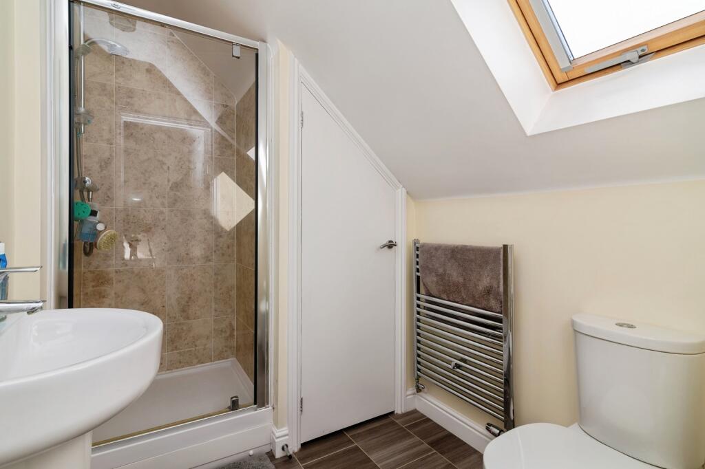 En Suite Shower Room