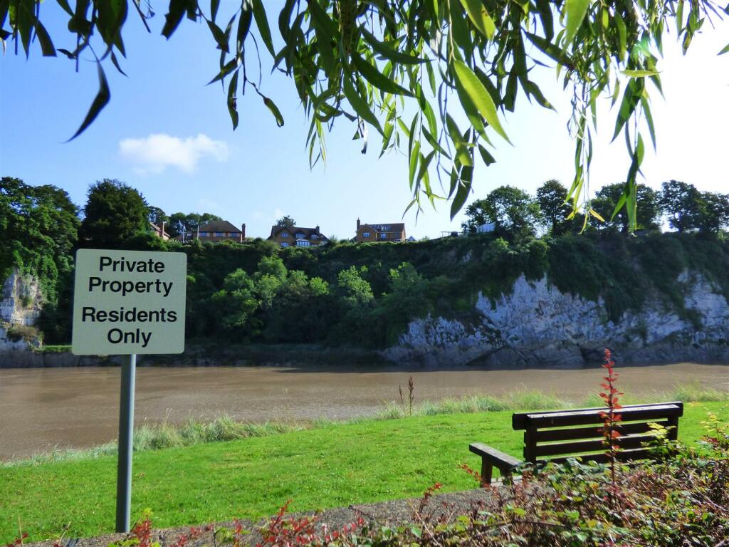 16 Riverside Mill Garden I 2 .JPG