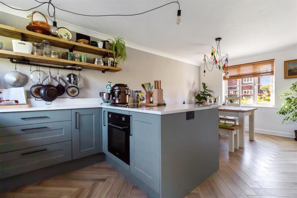 West Gate, 2-021.jpg