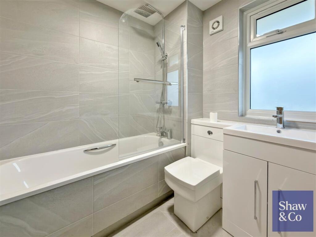 Bathroom.jpeg