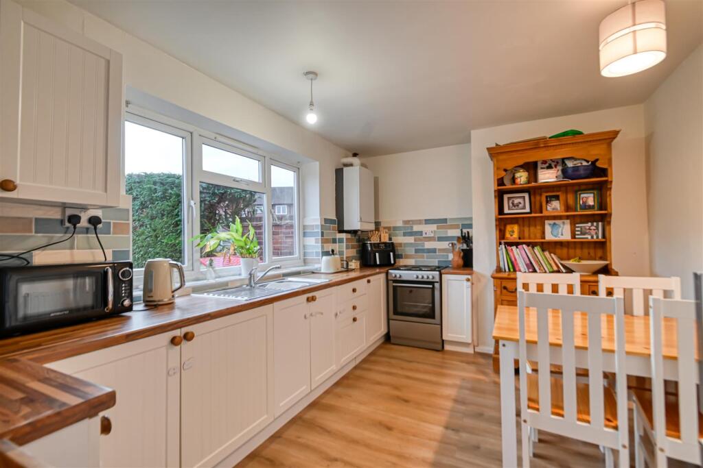 122 Victoria Road-09.jpg