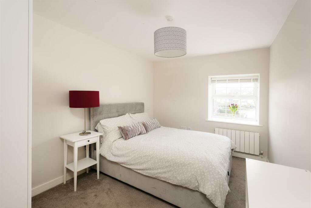 Conygre House, Conygre Road Bed 2b.jpg