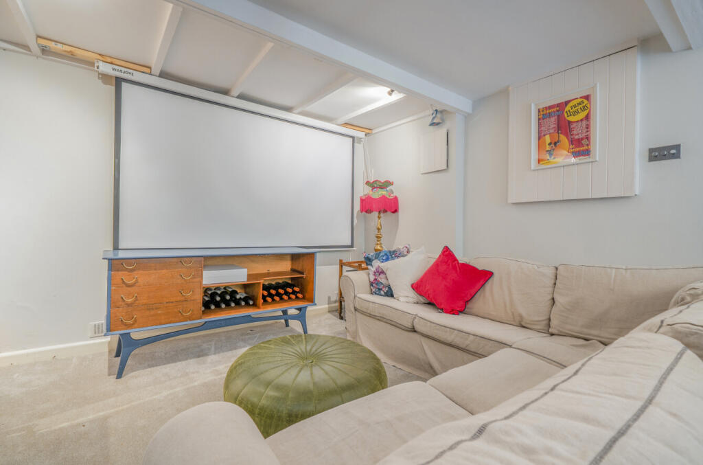 1350677-18-68c193...