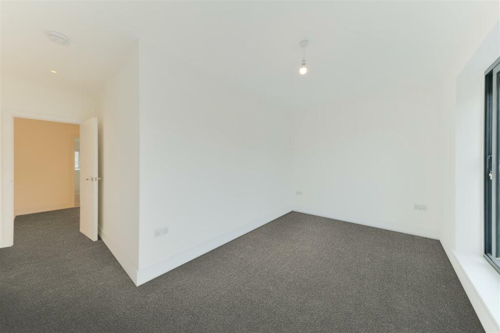 HIGH STREET, 266, FLAT 3-19.jpg