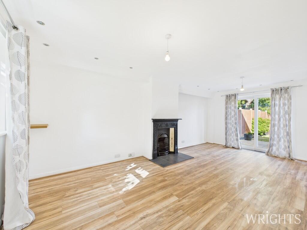 CAM02796G0-PR0494...