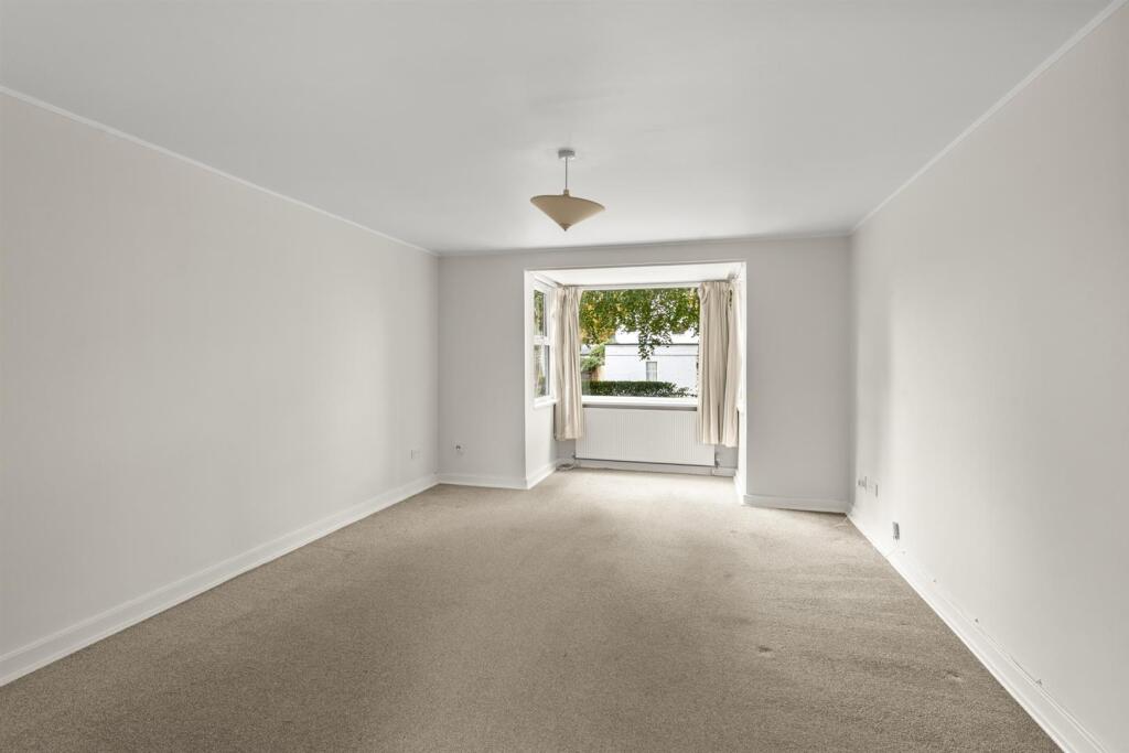 2FountainCourt-004.jpg