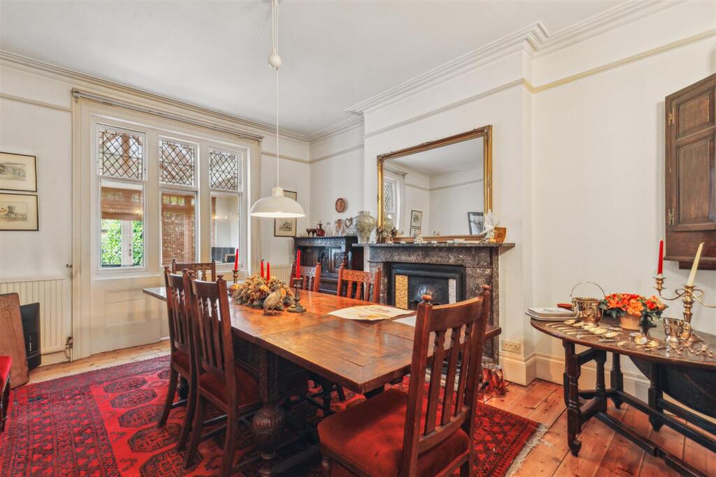 The Avenue, Bedford Park, W4 - FOR SALE
