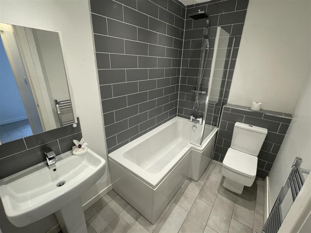 Springfield Road Bathroom