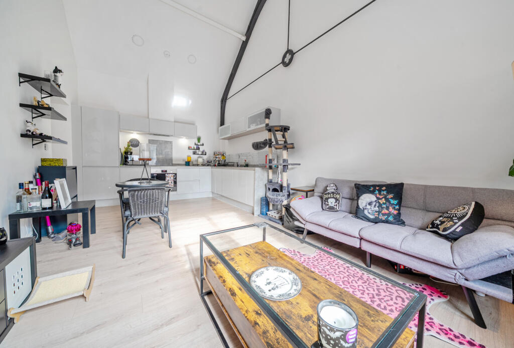 1357501-9-68d2686...