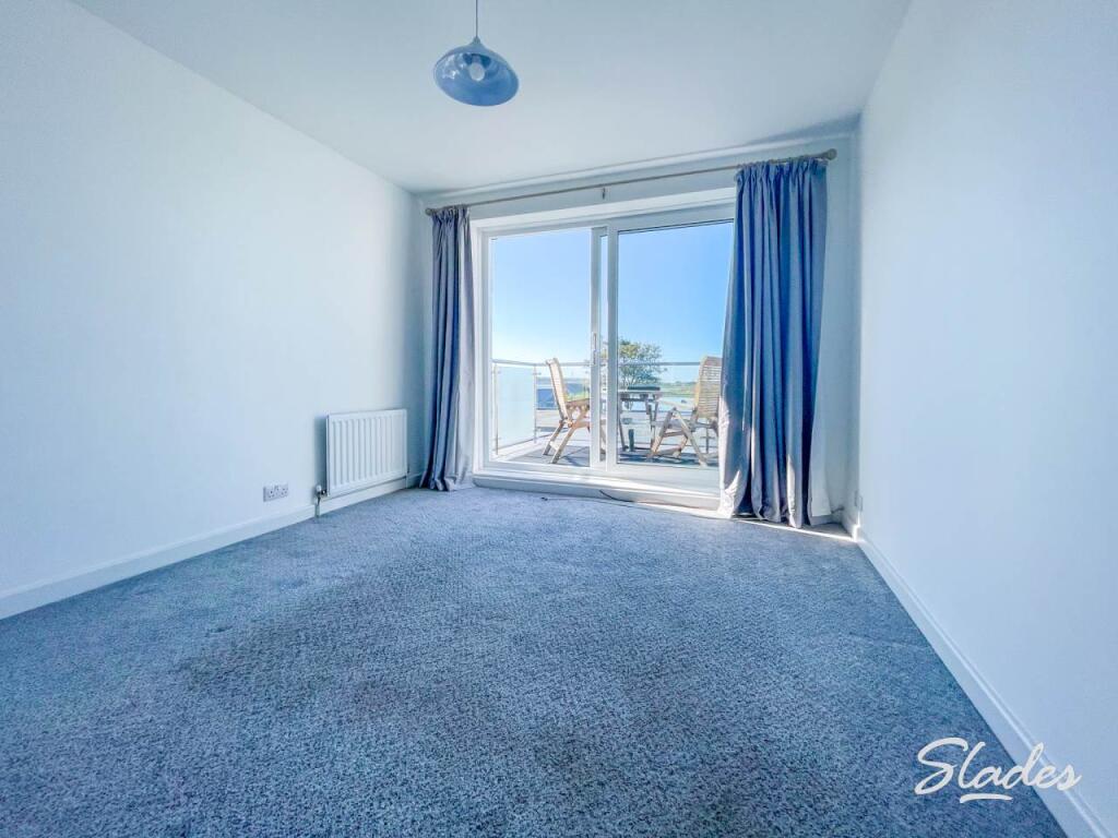 168 Stanpit lounge m