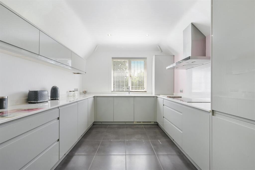 WONFORD HOUSE, 6- (11).jpg