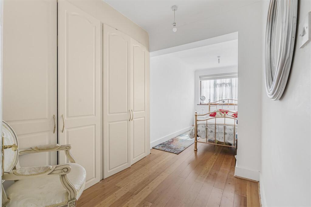 Thetford Bedroom.jpg