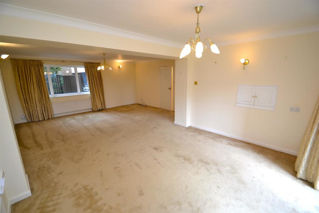 Living Dining Room 2.JPG