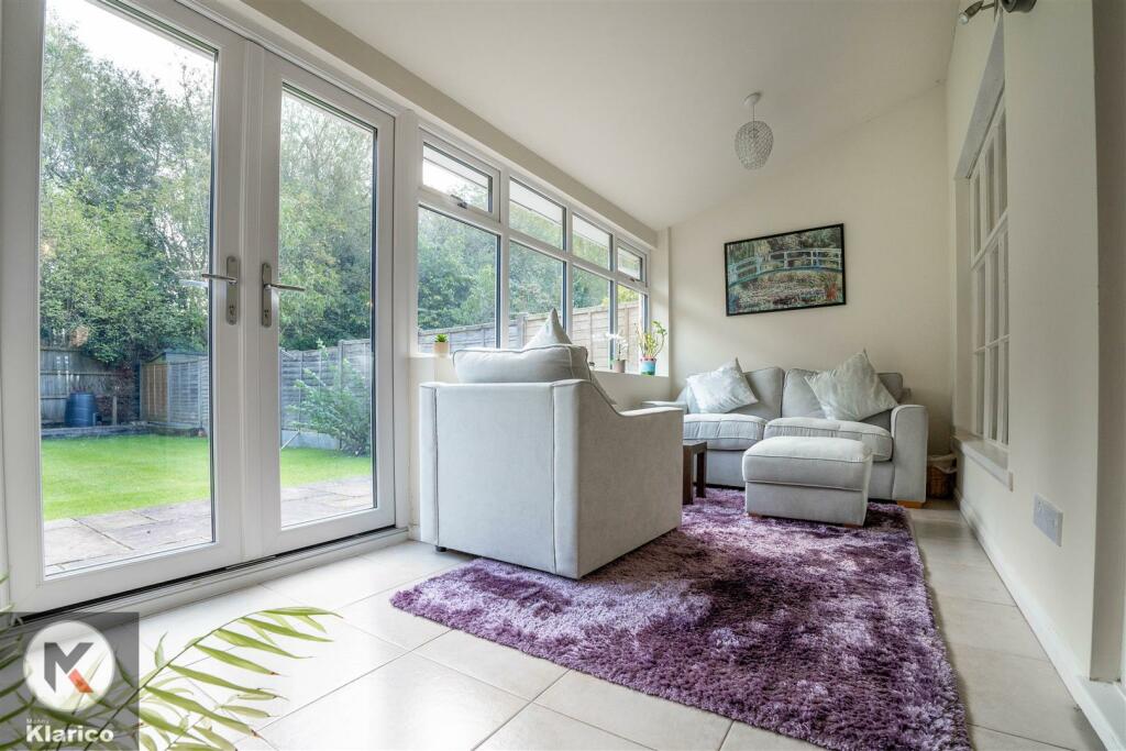 harnal close-8.jpg