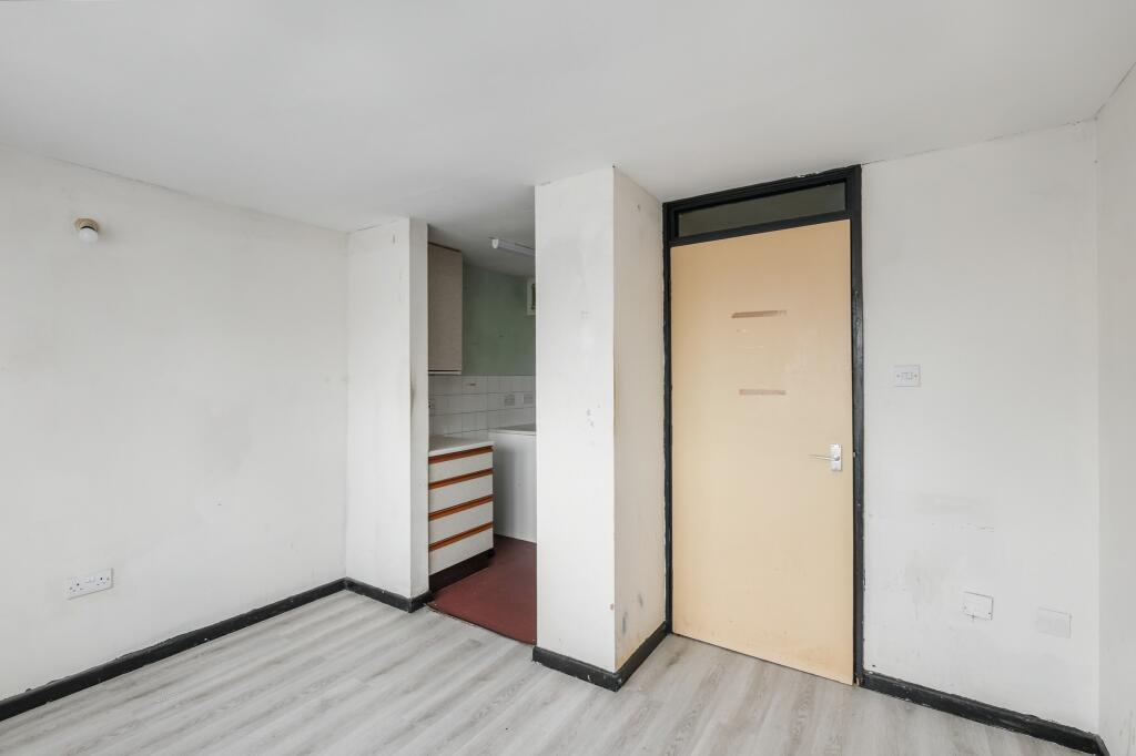 Flat  26, Quartercroft, Pyramid Close, Weston Favell, Northampton, NN3 8DP