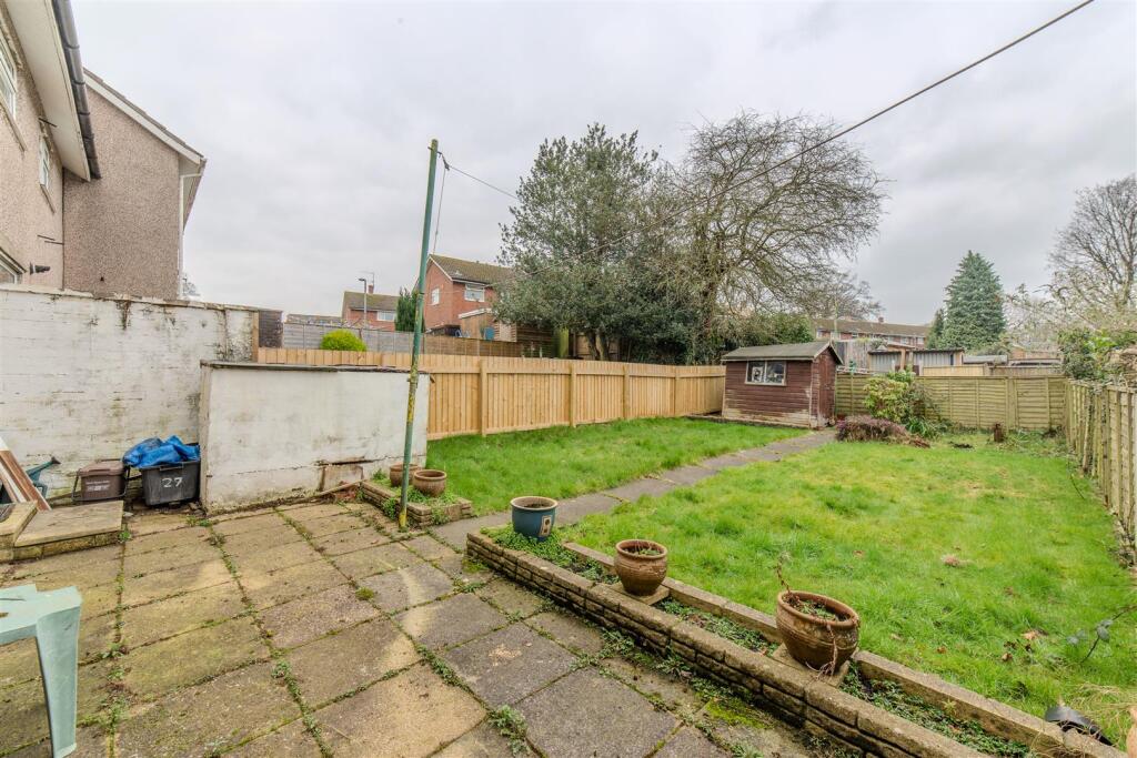 27 Manorbier Drive-18.jpg