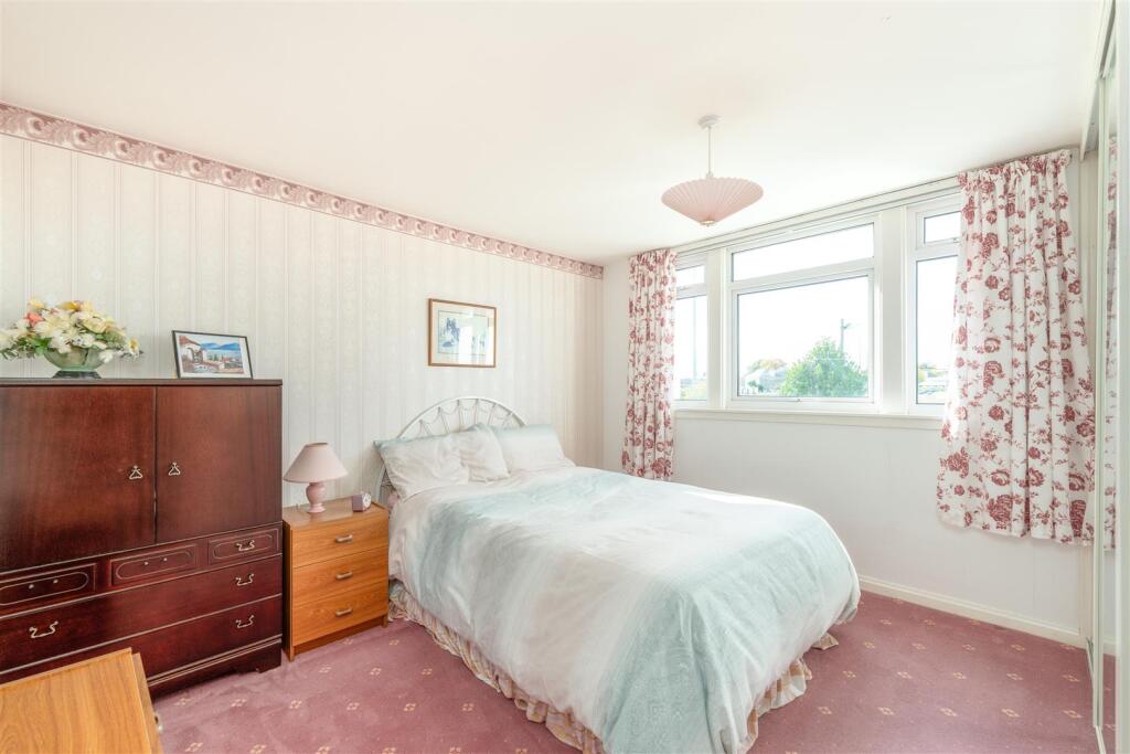 19_inchmead_drive-08.jpg