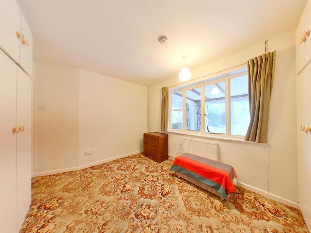 Pic - 2025-11-07T123315.630.jpg