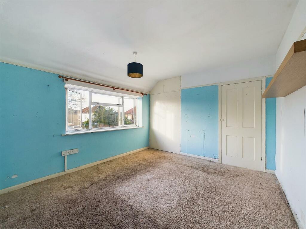 7 - Semi-detached house for Auction, Kingswood, Br