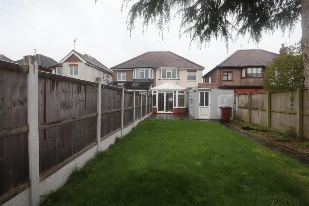 Rear garden.JPG