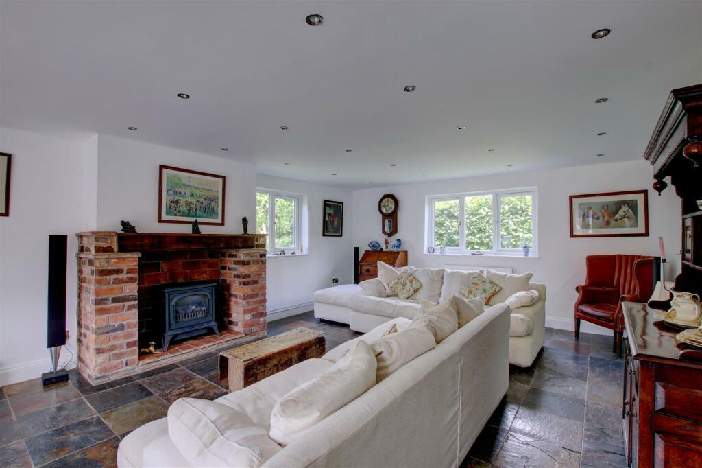 sandpit cottage (18).jpg