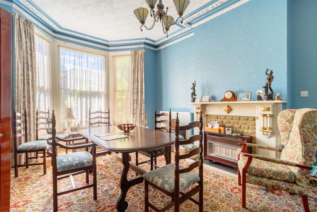 105WindsorRd_E7 (14).jpg