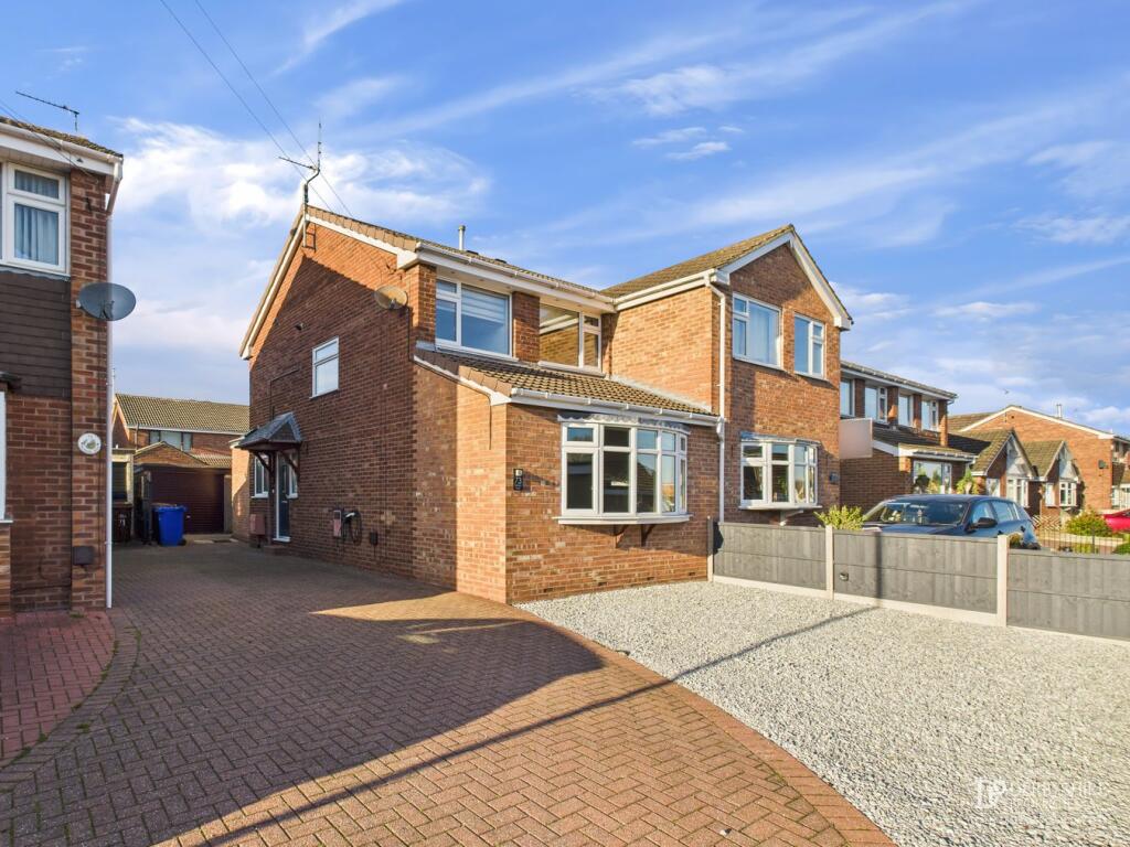 Fairham Road, Stretton, Burton-on-Trent, DE13