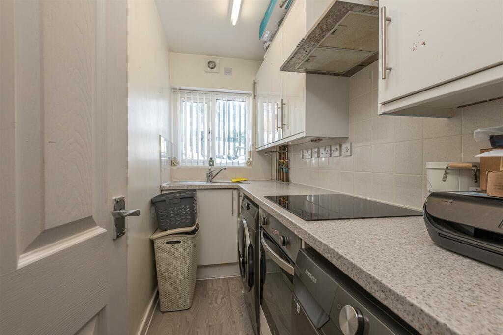 Second Kitchen