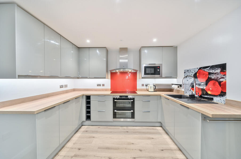 130500113684a9dbf05bb9