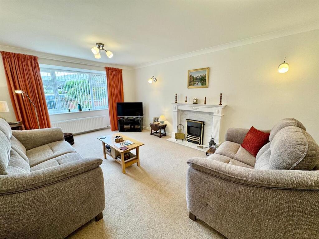 PHOTO-2025-09-03-07-23-57 (9).jpg