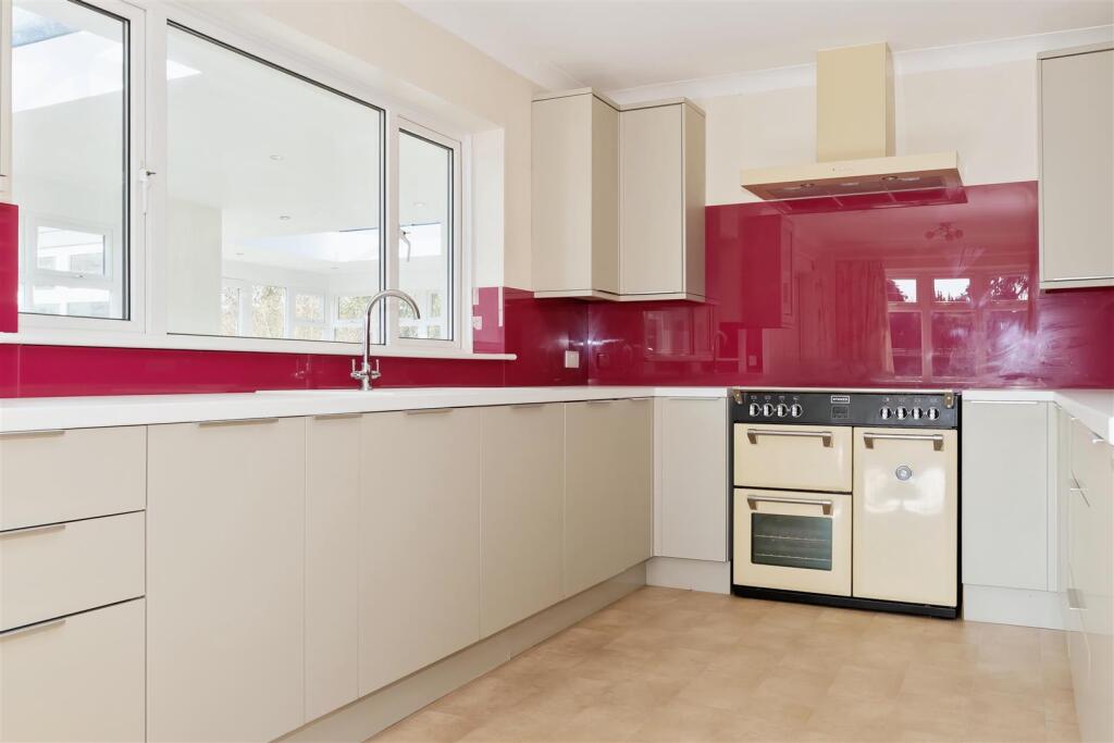 For Sale by Aspire Residential | London Road