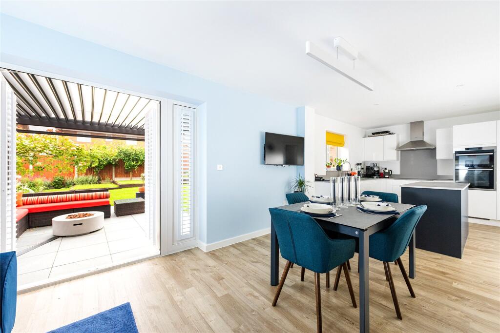 Kitchen/Dining