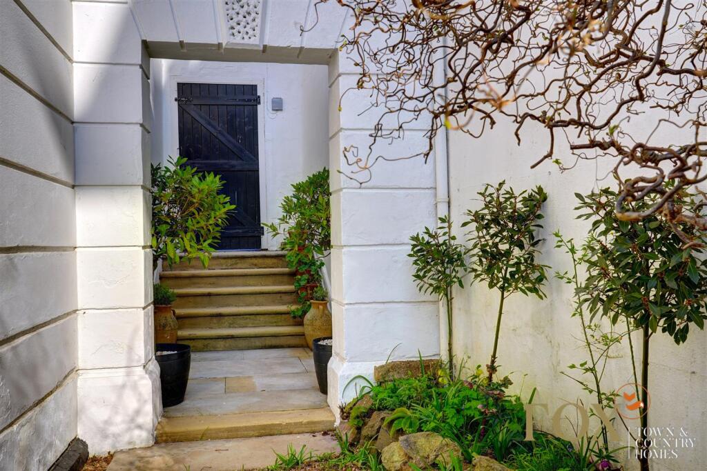 11 Lansdowne Crescent (22).jpg